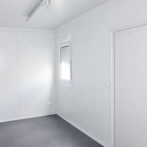 Contenedor oficina de Obra 20 pies con dos ventanas
