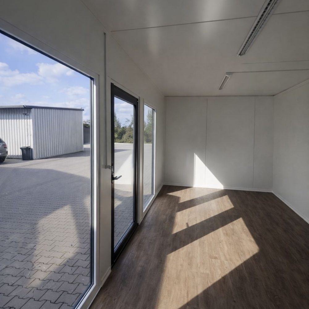 Contenedor oficina con aseos 18 m²